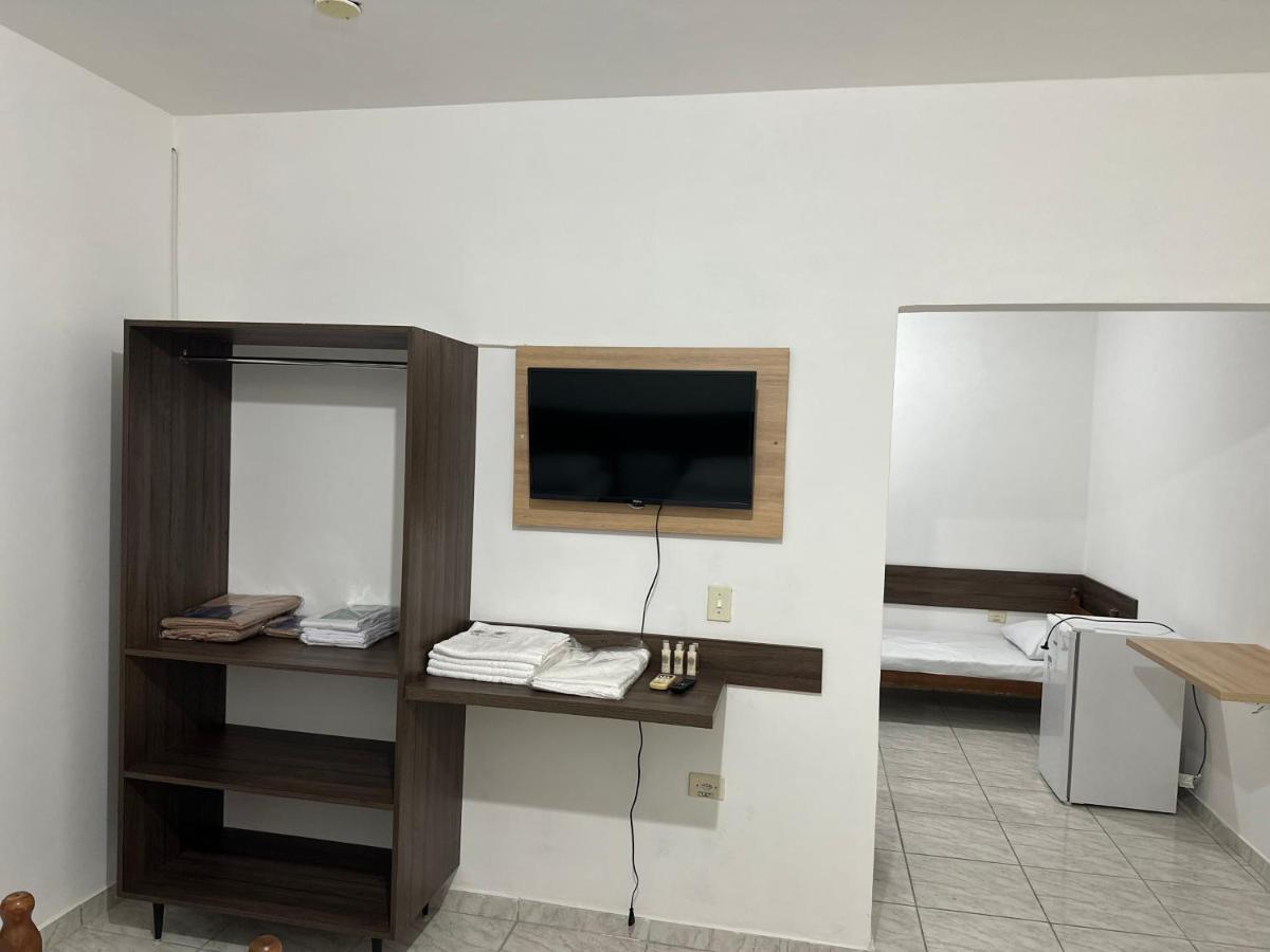 Casa Da Zeze Pousada & Hotel Itaboraí エクステリア 写真